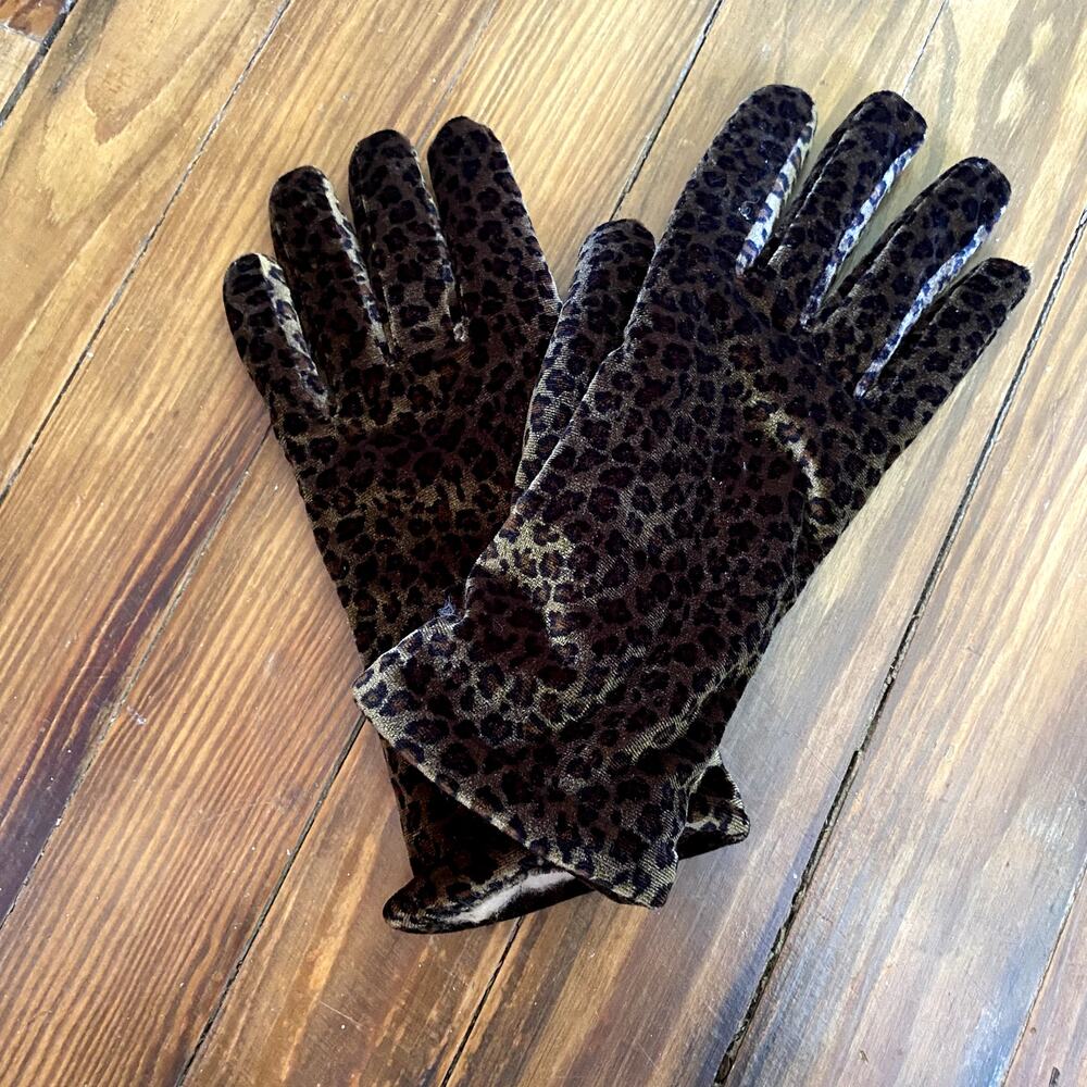 Thinsulate Velour Cheetah print gloves